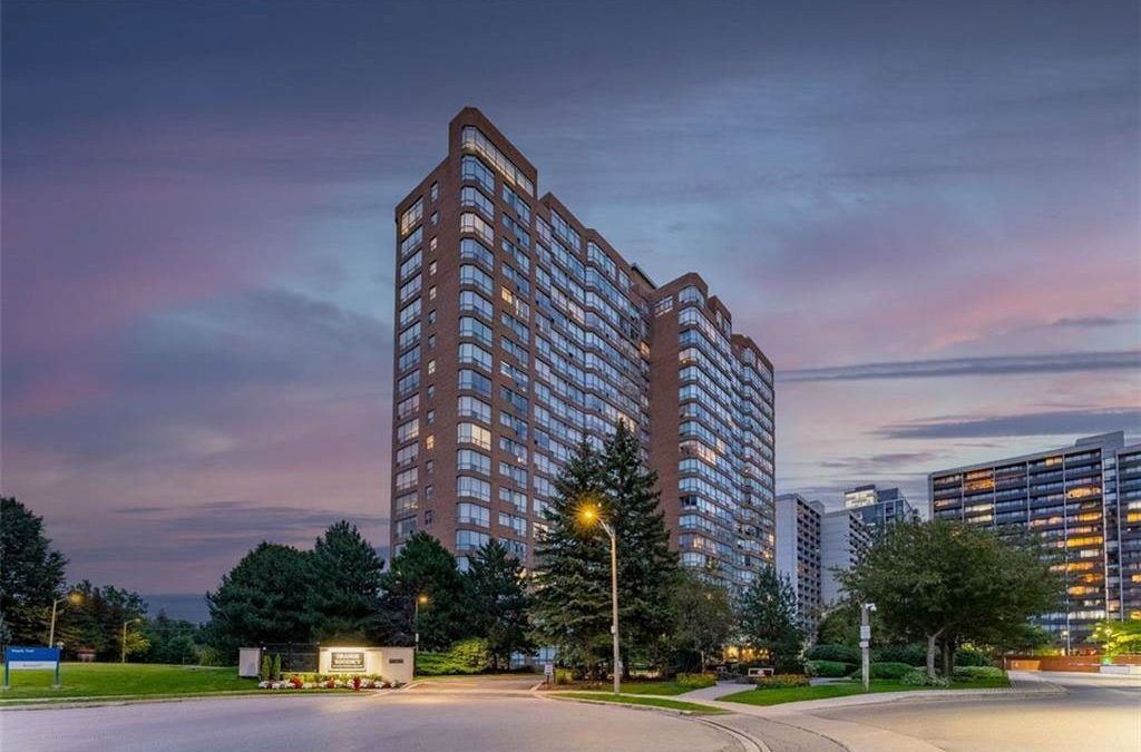 #809-1276 Maple Crossing Blvd, Burlington