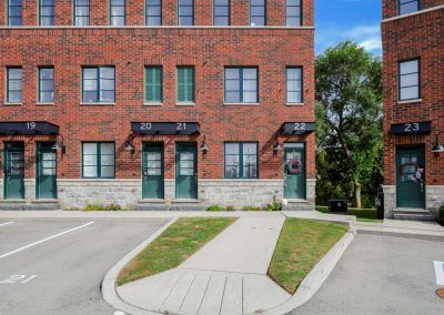 #22-290 Barton St West, Hamilton